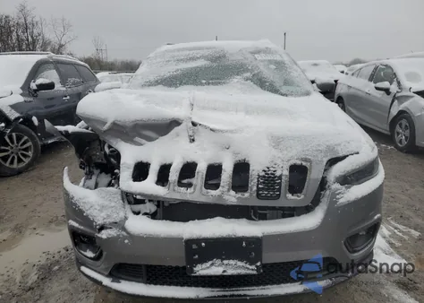 2019 Jeep Cherokee Latitude Plus from USA, damaged, VIN 1C4PJMLB1KD291149